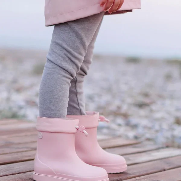 galochas barefoot